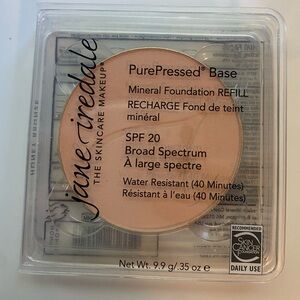 Jane Airedale PurePressed Base mineral foundation refill in color HONEY BRONZE